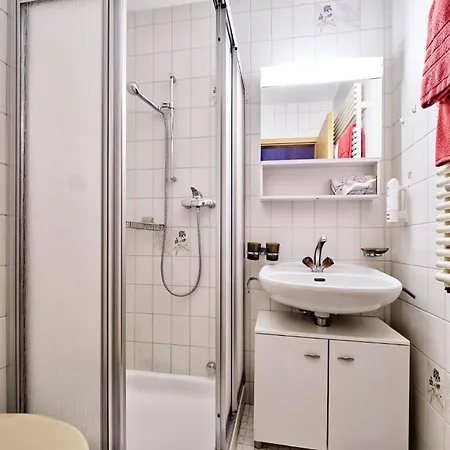 Tschuggenweg 10 * アローザ