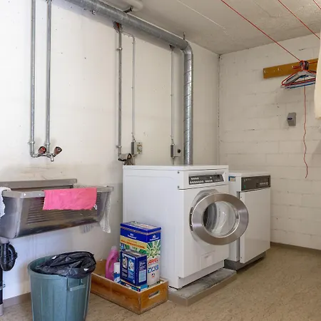 Tschuggenweg 10 Apartament