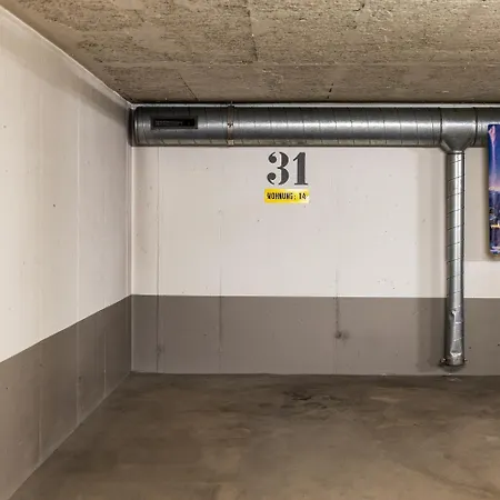 Tschuggenweg 10 公寓 *