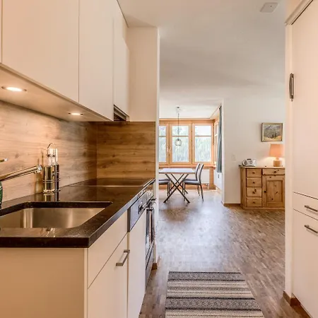 Tschuggenweg 10 * Arosa